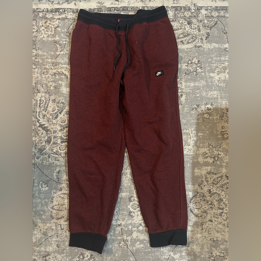 Nike Joggers Mens Large Red AW77 Shoebox Logo French Terry Cuffed Sweatpants